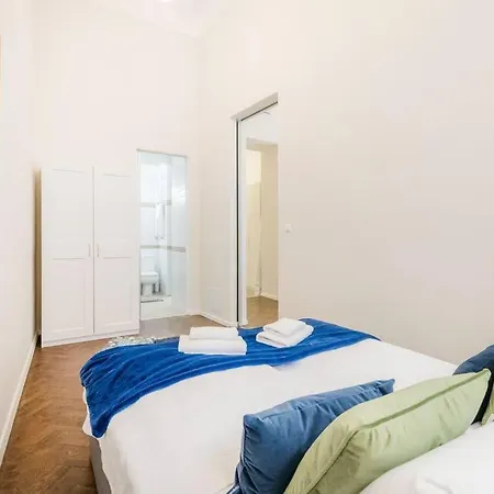 Modern And Stylish 2-bedroom In The Center * Budapešť